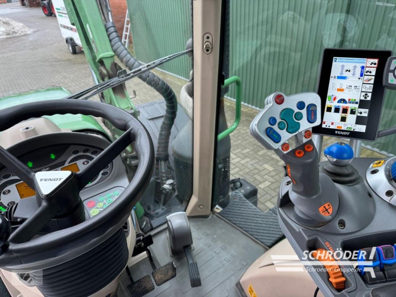 Traktor typu Fendt 724 VARIO SCR PROFI, Gebrauchtmaschine v Twistringen (Obrázek 4)