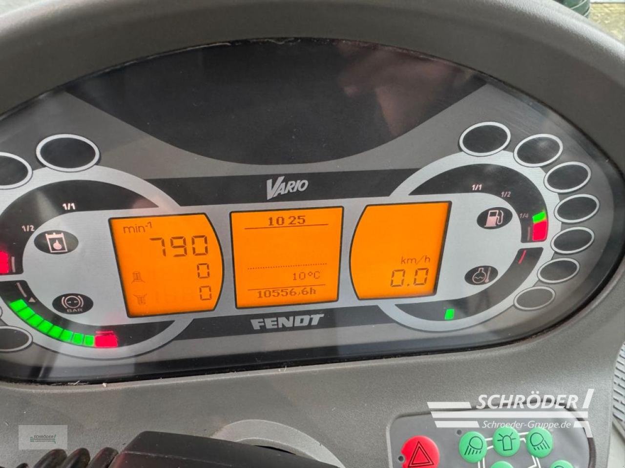 Traktor typu Fendt 724 VARIO SCR PROFI, Gebrauchtmaschine v Twistringen (Obrázek 8)
