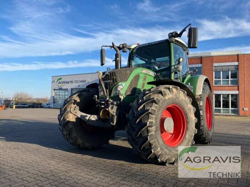 Traktor типа Fendt 724 VARIO SCR, Gebrauchtmaschine в Uelzen (Фотография 1)