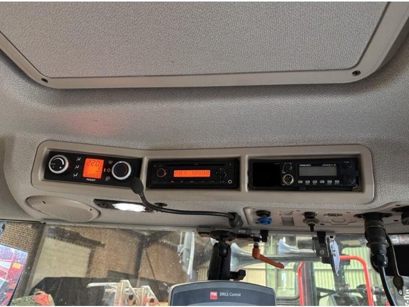 Traktor типа Fendt 724 VARIO, Gebrauchtmaschine в ROYE (Фотография 7)