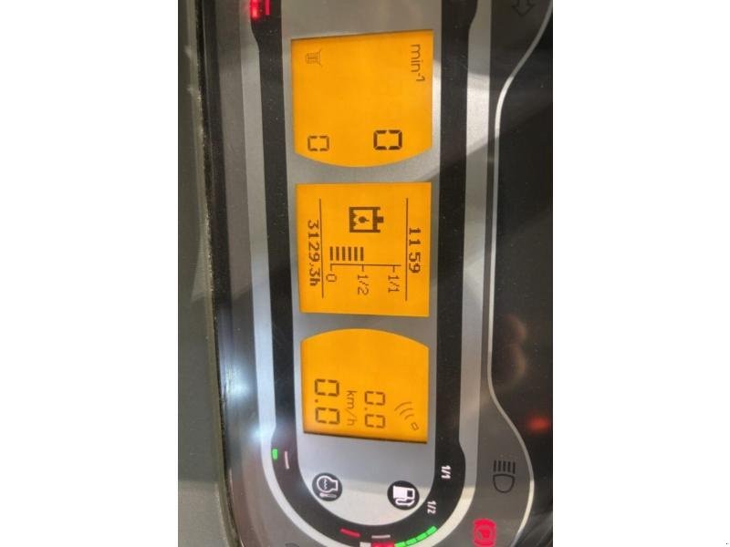 Traktor типа Fendt 724 VARIO, Gebrauchtmaschine в ROYE (Фотография 9)