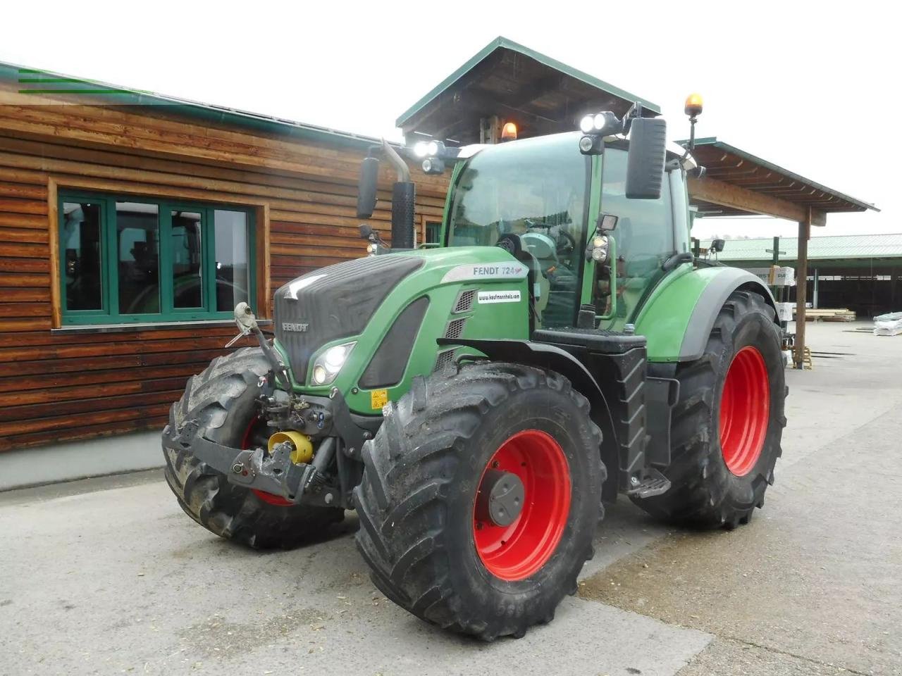 Traktor typu Fendt 724 vario, Gebrauchtmaschine w ST. NIKOLAI/DR. (Zdjęcie 2)