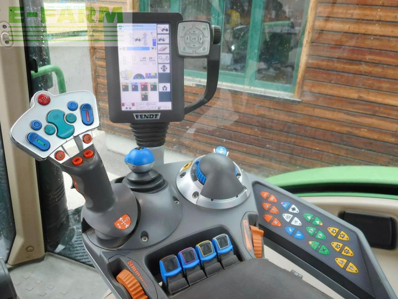 Traktor typu Fendt 724 vario, Gebrauchtmaschine w ST. NIKOLAI/DR. (Zdjęcie 9)