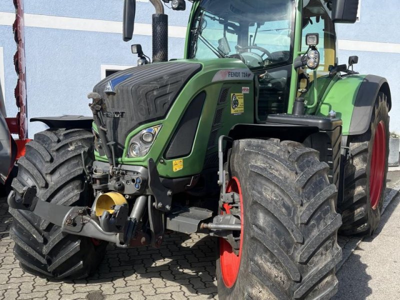 Traktor типа Fendt 724 vario, Gebrauchtmaschine в LENZING (Фотография 1)