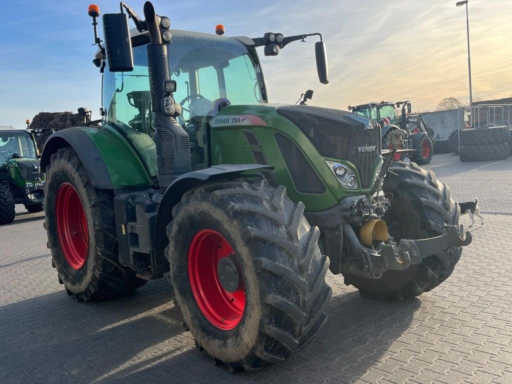 Traktor от тип Fendt 724 VARIO, Gebrauchtmaschine в Hapert (Снимка 2)