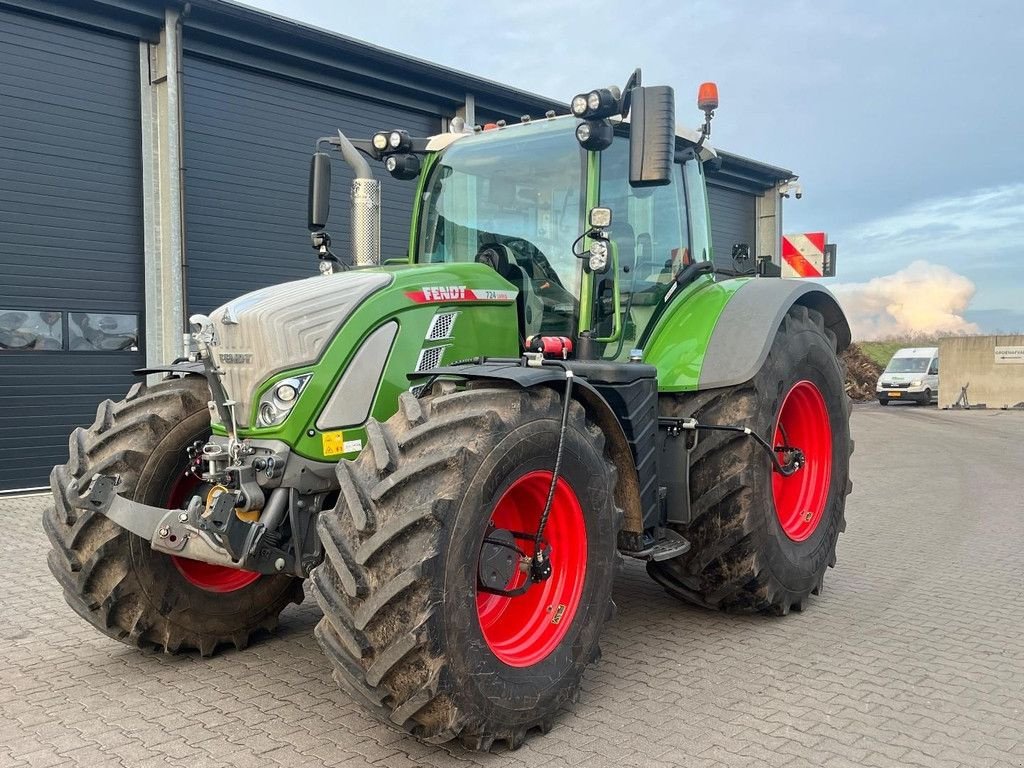 Traktor tipa Fendt 724 VARIO, Gebrauchtmaschine u Hapert (Slika 1)