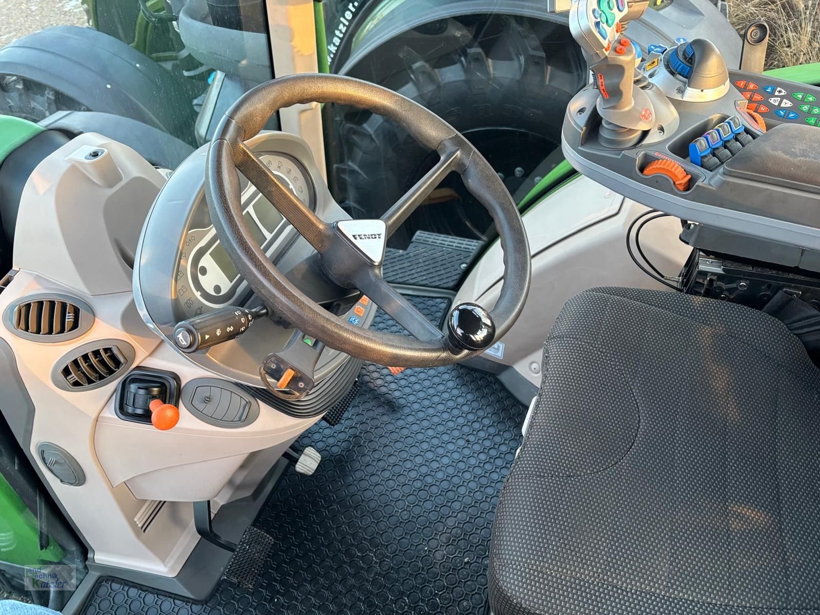 Traktor типа Fendt 724 Vario, Gebrauchtmaschine в Deutsch-Wagram (Фотография 12)