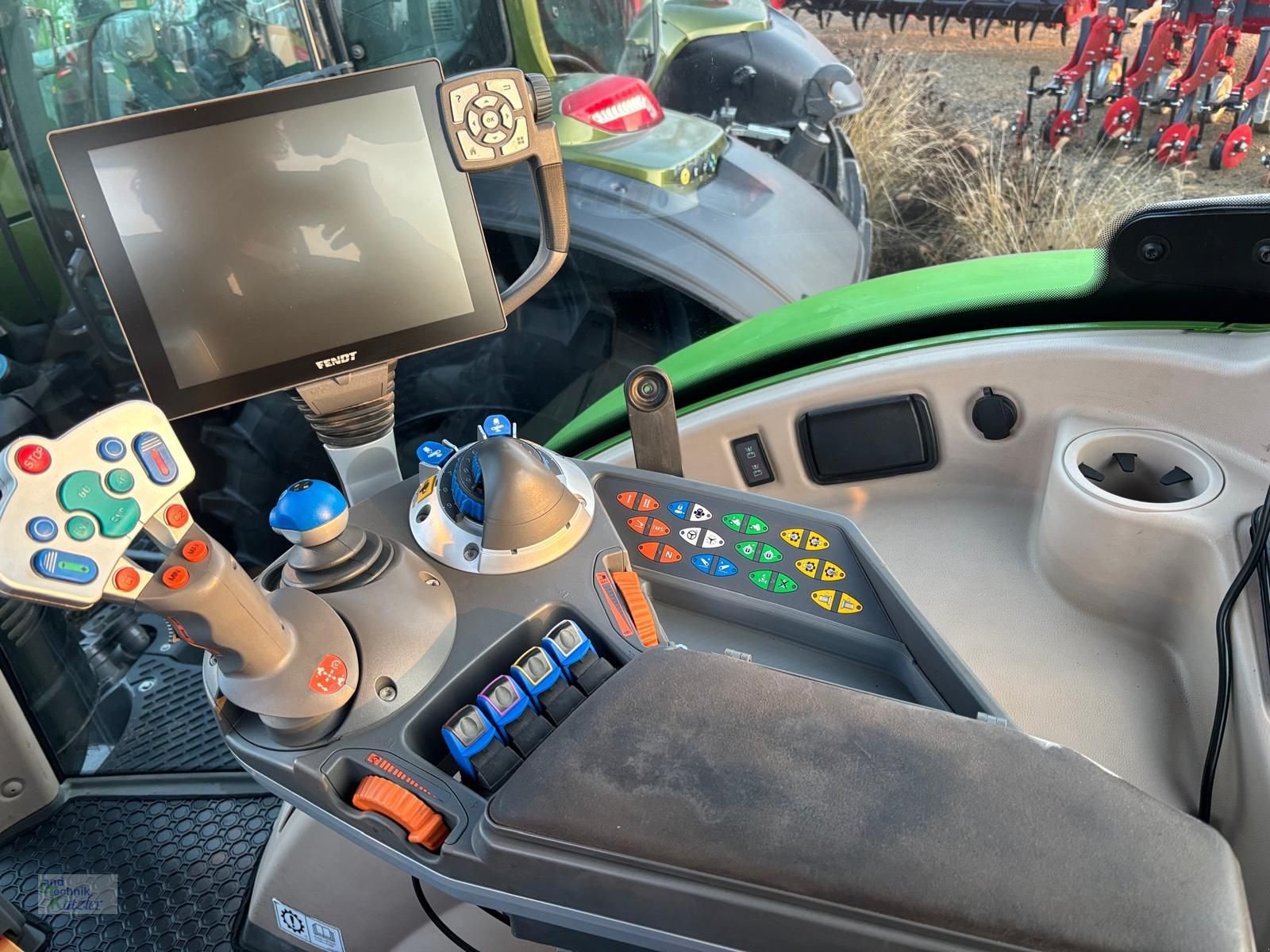 Traktor типа Fendt 724 Vario, Gebrauchtmaschine в Deutsch-Wagram (Фотография 11)