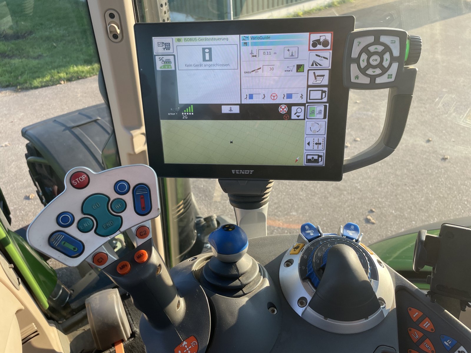 Traktor του τύπου Fendt 724 Vario, Gebrauchtmaschine σε Rheinhausen (Φωτογραφία 10)