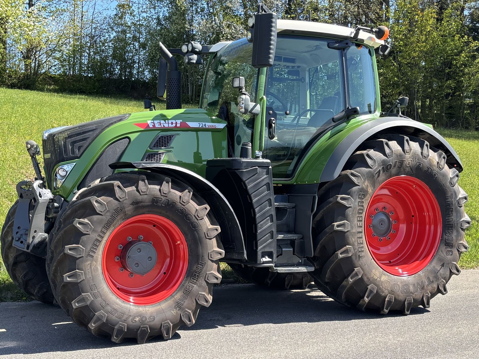 Traktor of the type Fendt 724 Vario, Gebrauchtmaschine in Wallern (Picture 1)