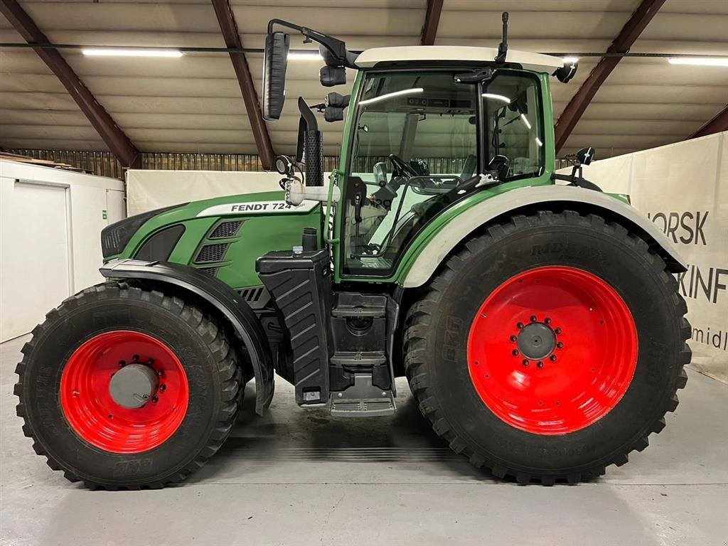 Traktor des Typs Fendt 724 Vario, Gebrauchtmaschine in Ølen (Bild 1)
