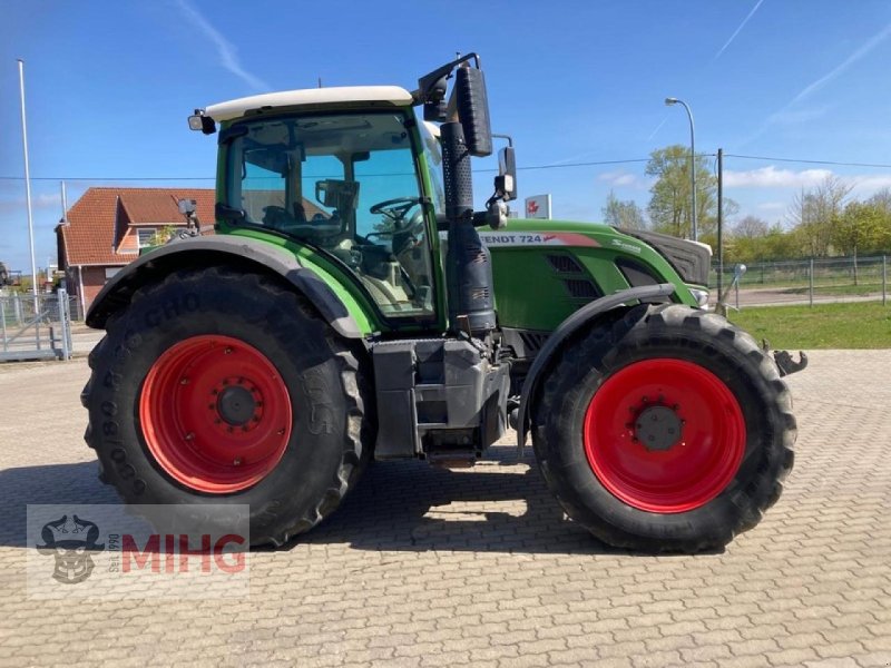 Traktor типа Fendt 724 VARIO, Gebrauchtmaschine в Dummerstorf OT Petschow (Фотография 1)