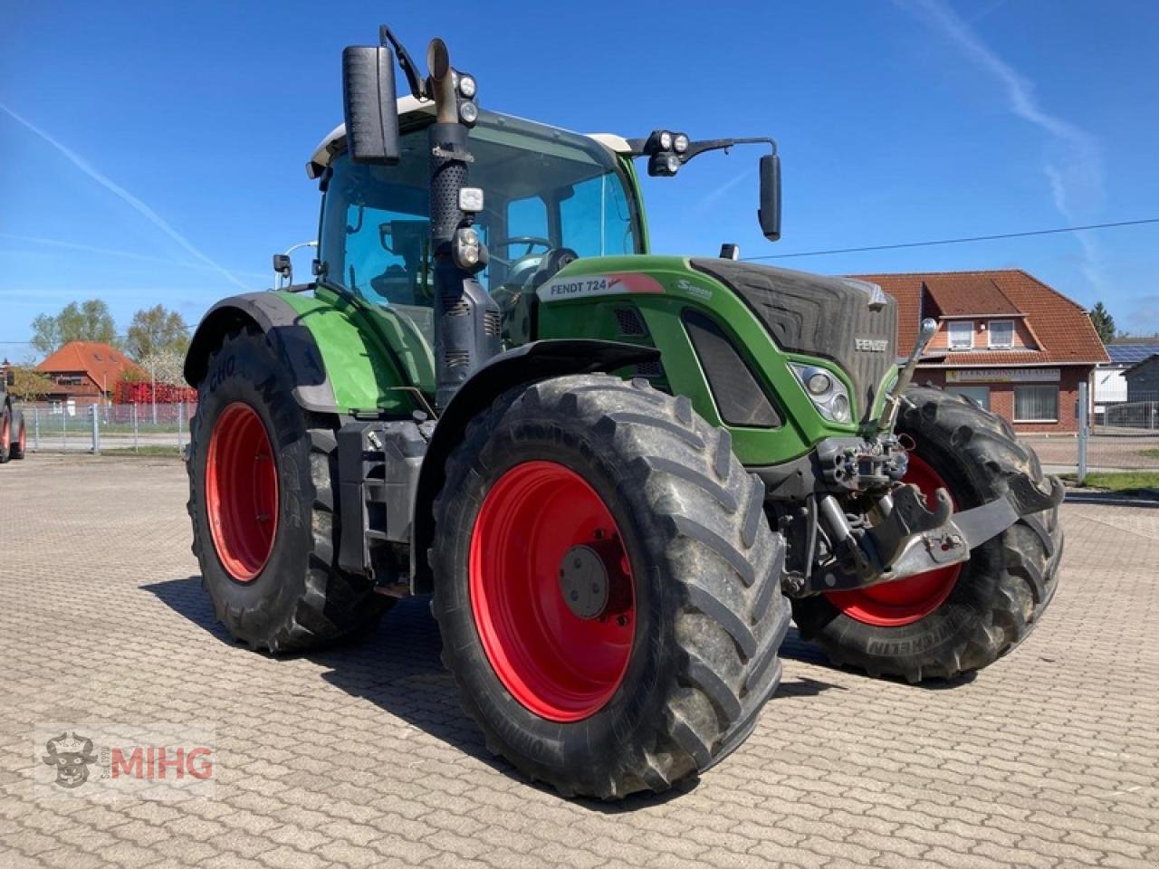 Traktor типа Fendt 724 VARIO, Gebrauchtmaschine в Dummerstorf OT Petschow (Фотография 3)