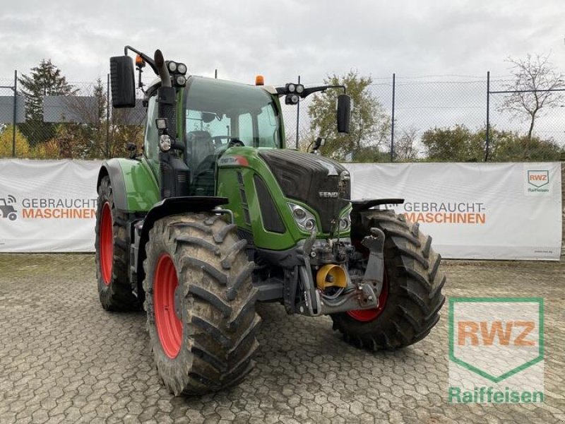 Traktor του τύπου Fendt 724 Vario, Gebrauchtmaschine σε Kruft (Φωτογραφία 1)