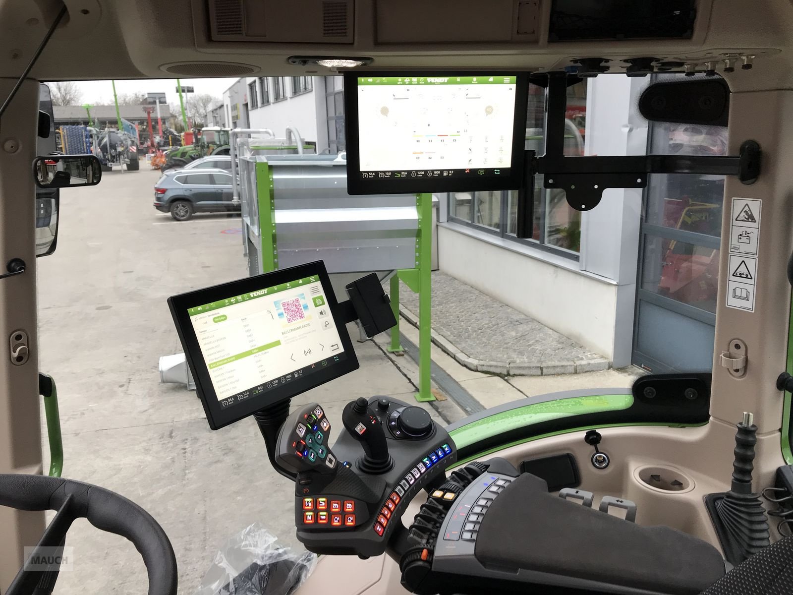 Traktor del tipo Fendt 724 Vario, Neumaschine In Burgkirchen (Immagine 5)