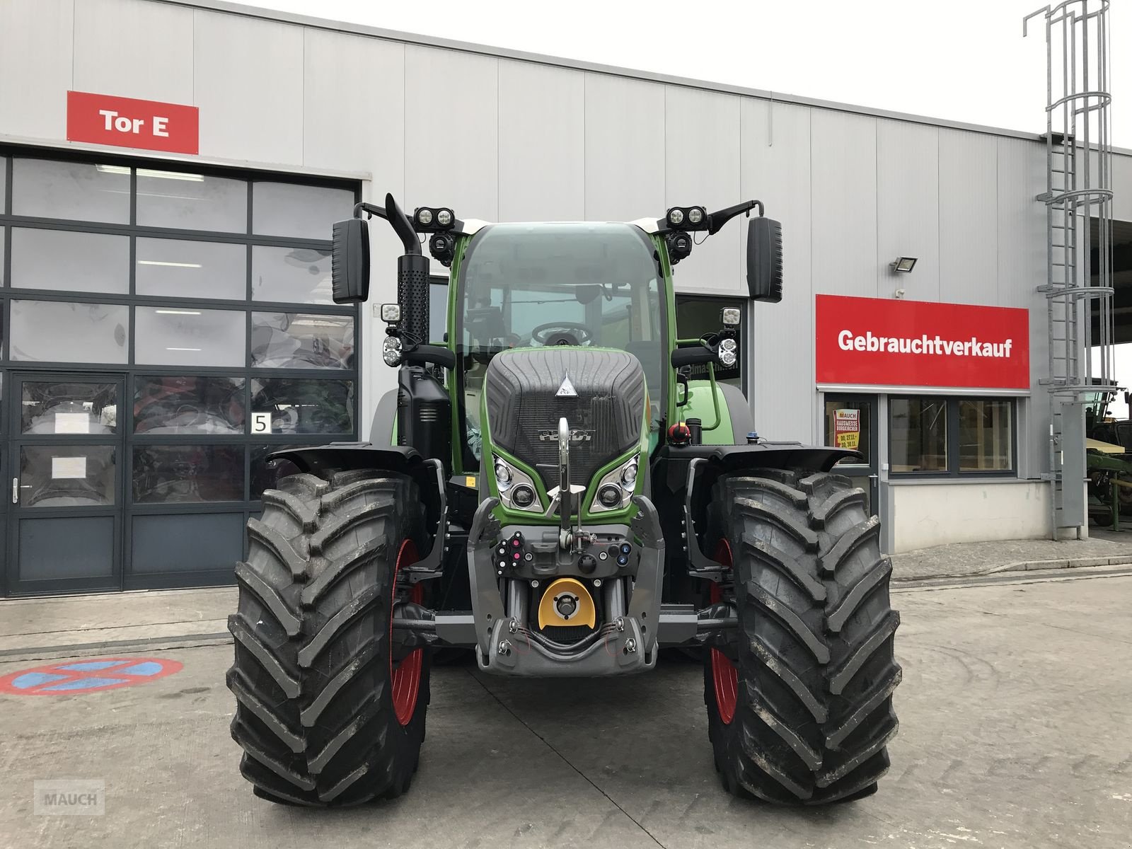 Traktor del tipo Fendt 724 Vario, Neumaschine In Burgkirchen (Immagine 9)