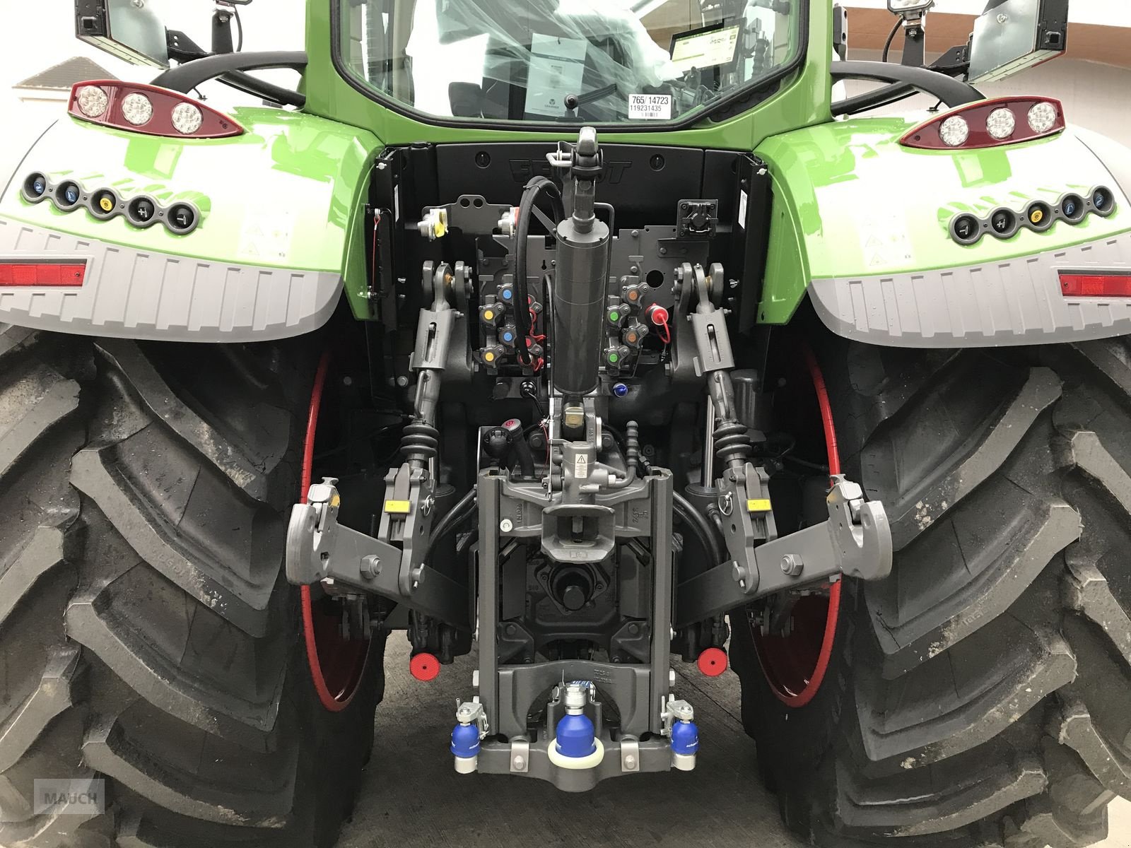 Traktor del tipo Fendt 724 Vario, Neumaschine In Burgkirchen (Immagine 2)