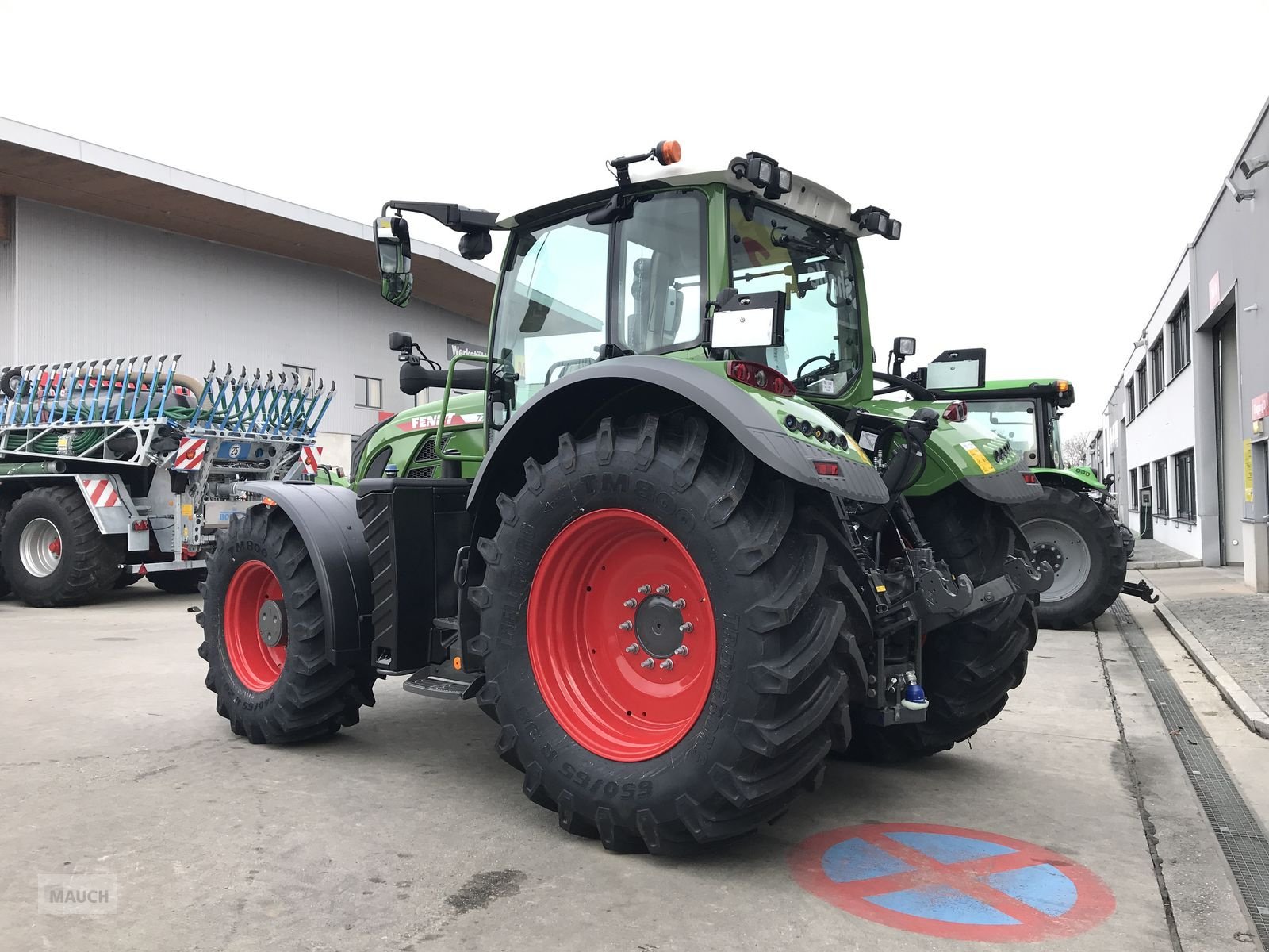 Traktor типа Fendt 724 Vario, Neumaschine в Burgkirchen (Фотография 8)