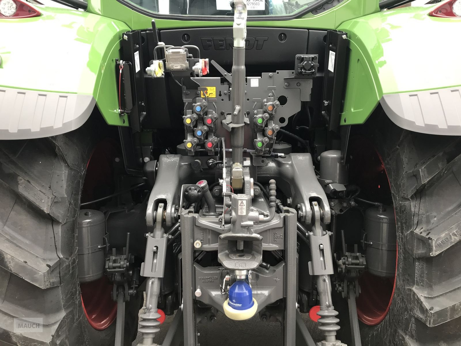 Traktor Türe ait Fendt 724 Vario, Neumaschine içinde Burgkirchen (resim 12)