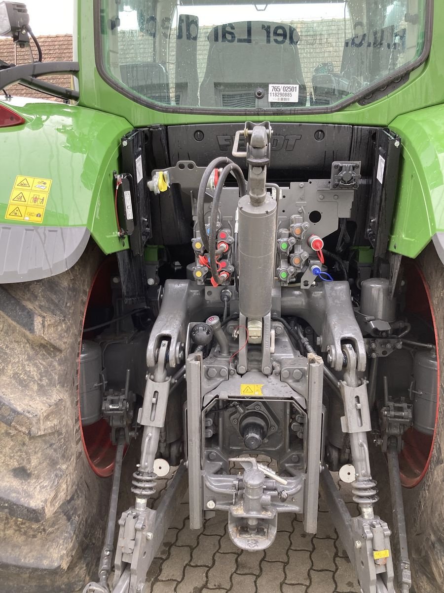 Traktor tip Fendt 724 Vario, Gebrauchtmaschine in Kottingneusiedl (Poză 4)