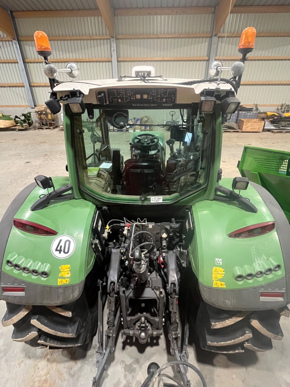 Traktor van het type Fendt 724 Vario, Gebrauchtmaschine in Wallerstein (Foto 3)