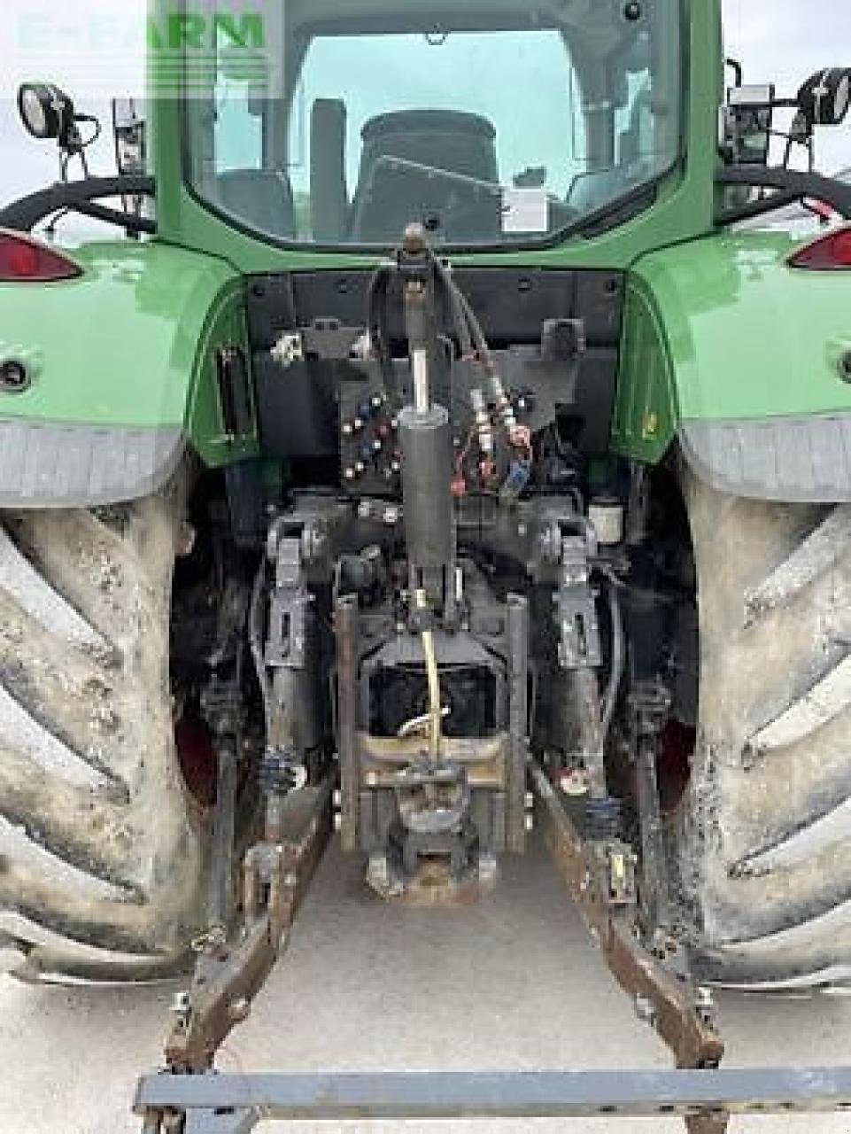 Traktor typu Fendt 724, Gebrauchtmaschine v MONFERRAN (Obrázek 5)