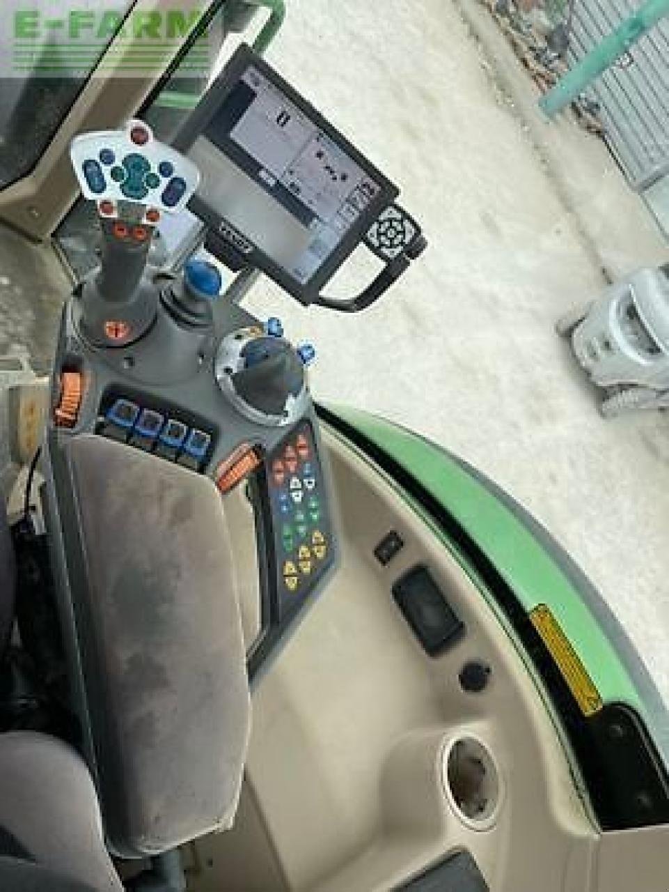 Traktor typu Fendt 724, Gebrauchtmaschine v MONFERRAN (Obrázek 9)