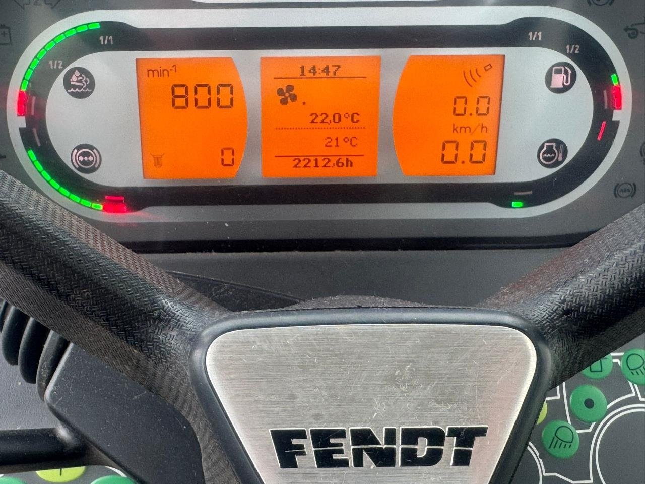 Traktor Türe ait Fendt 724, Gebrauchtmaschine içinde Saksøbing (resim 7)