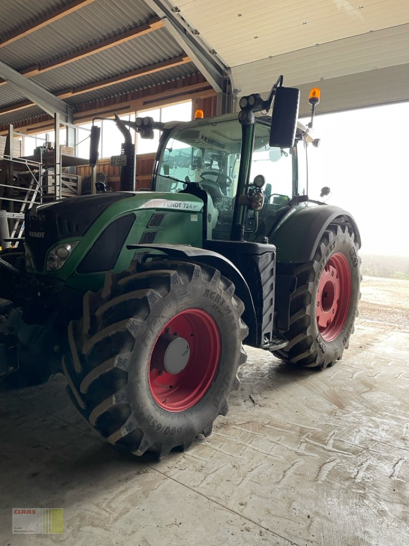 Traktor des Typs Fendt 724, Gebrauchtmaschine in Reinheim (Bild 21)