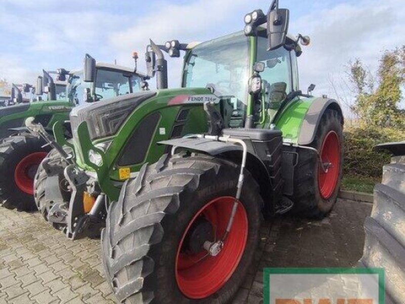 Traktor des Typs Fendt 724, Gebrauchtmaschine in Saulheim (Bild 1)
