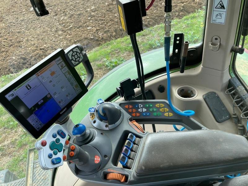 Traktor tipa Fendt 724VARIO, Gebrauchtmaschine u BRAY en Val (Slika 3)