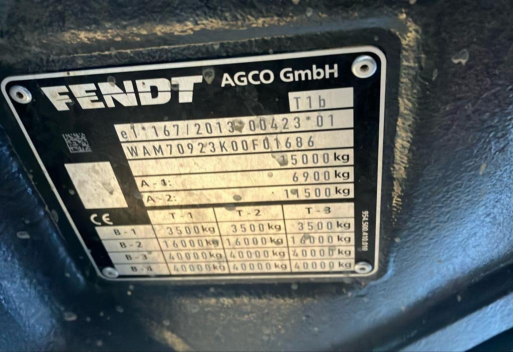 Traktor Türe ait Fendt 726 POWER, Gebrauchtmaschine içinde POUSSAY (resim 10)