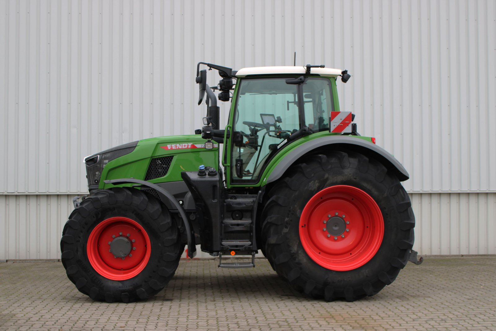 Traktor des Typs Fendt 726 Vario Gen7 Power+ Setting2, Gebrauchtmaschine in Holle- Grasdorf (Bild 1)