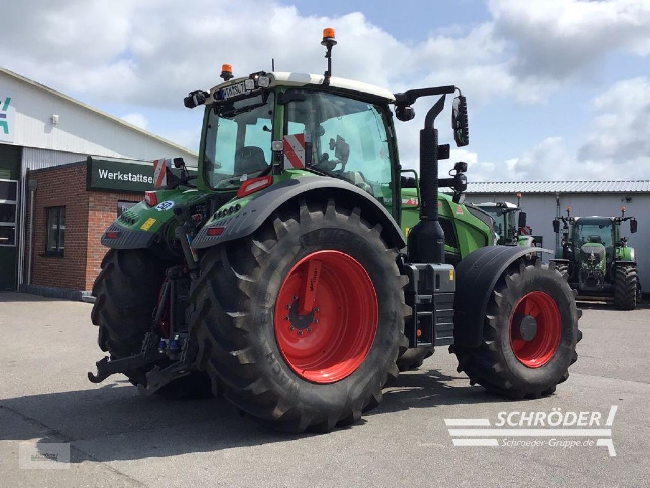 Traktor a típus Fendt 726 VARIO GEN7 PROFI PLUS, Neumaschine ekkor: Penzlin (Kép 9)