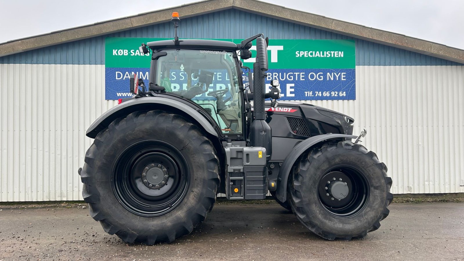 Traktor типа Fendt 726 Vario Gen7 Profi+ Setting2 Med Front PTO, Gebrauchtmaschine в Rødekro (Фотография 4)