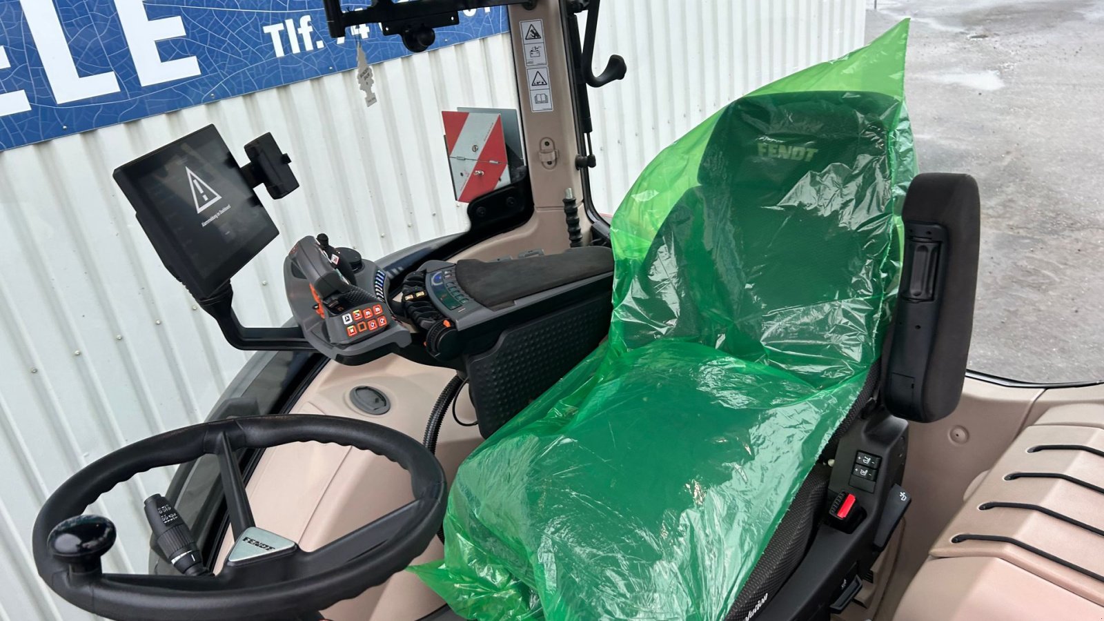 Traktor типа Fendt 726 Vario Gen7 Profi+ Setting2 Med Front PTO, Gebrauchtmaschine в Rødekro (Фотография 11)