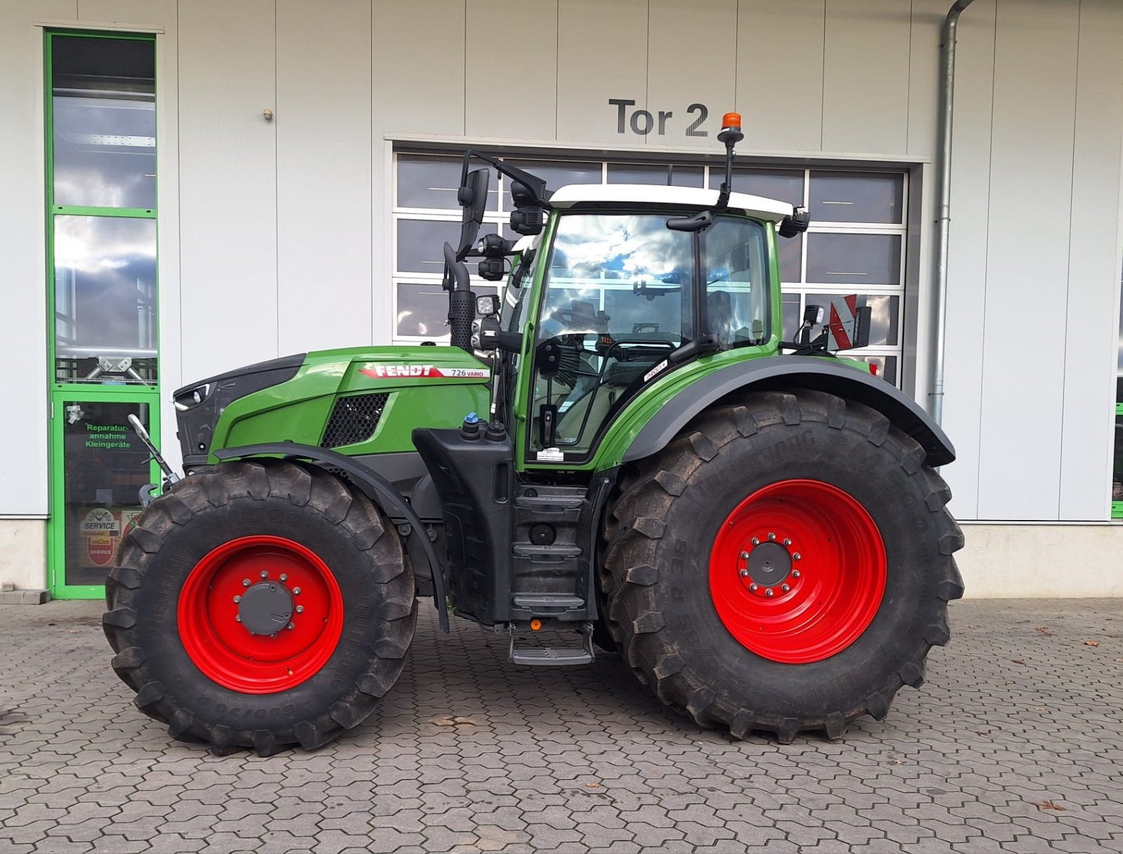 Traktor типа Fendt 726 Vario Gen7 ProfiPlus, Gebrauchtmaschine в Preetz (Фотография 2)
