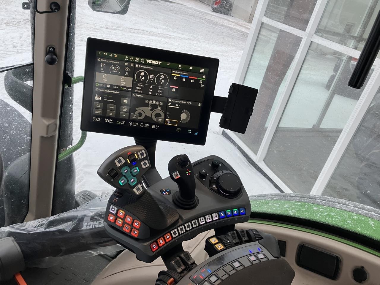 Traktor tip Fendt 726 VARIO GEN7, Gebrauchtmaschine in Holstebro (Poză 13)