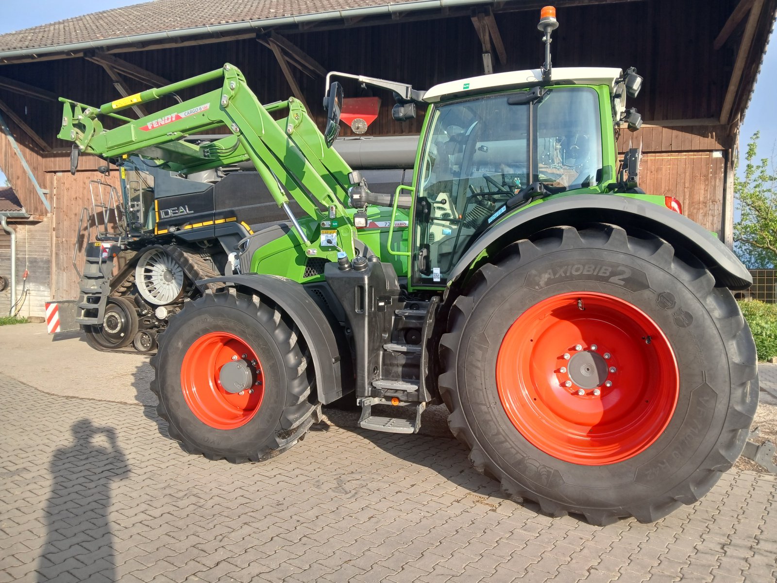 Traktor of the type Fendt 726 Vario, Gebrauchtmaschine in Niederviehbach (Picture 3)
