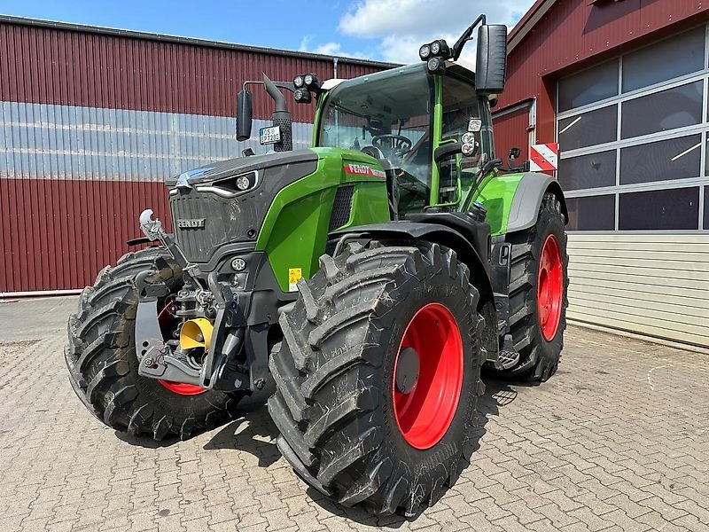 Traktor от тип Fendt 728 Gen7 Profi Plus mit Sonderfinanzierung 5 Jahre/1,99%, Gebrauchtmaschine в Ostercappeln (Снимка 1)