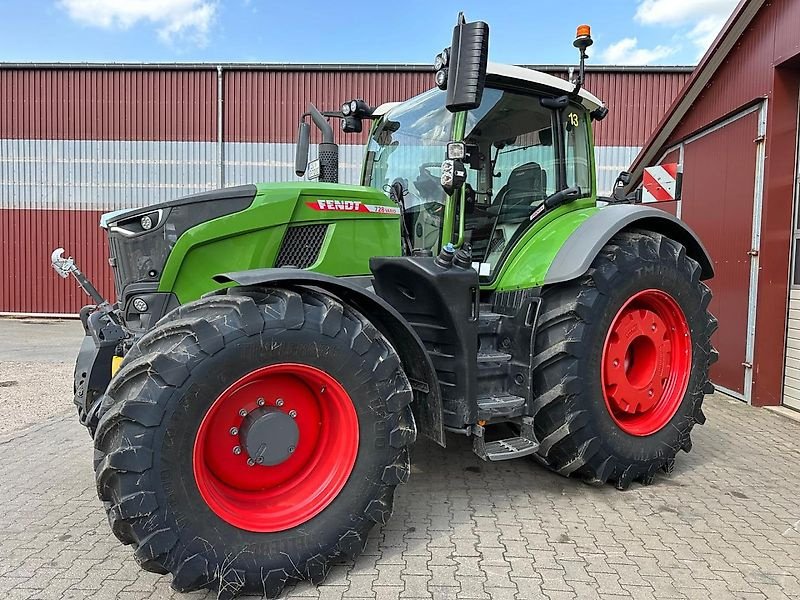 Traktor от тип Fendt 728 Gen7 Profi Plus mit Sonderfinanzierung 5 Jahre/1,99%, Gebrauchtmaschine в Ostercappeln (Снимка 2)