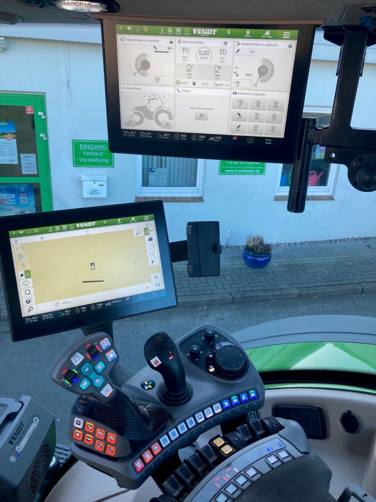 Traktor типа Fendt 728 Gen7 ProfiPlus, Gebrauchtmaschine в Eckernförde (Фотография 11)