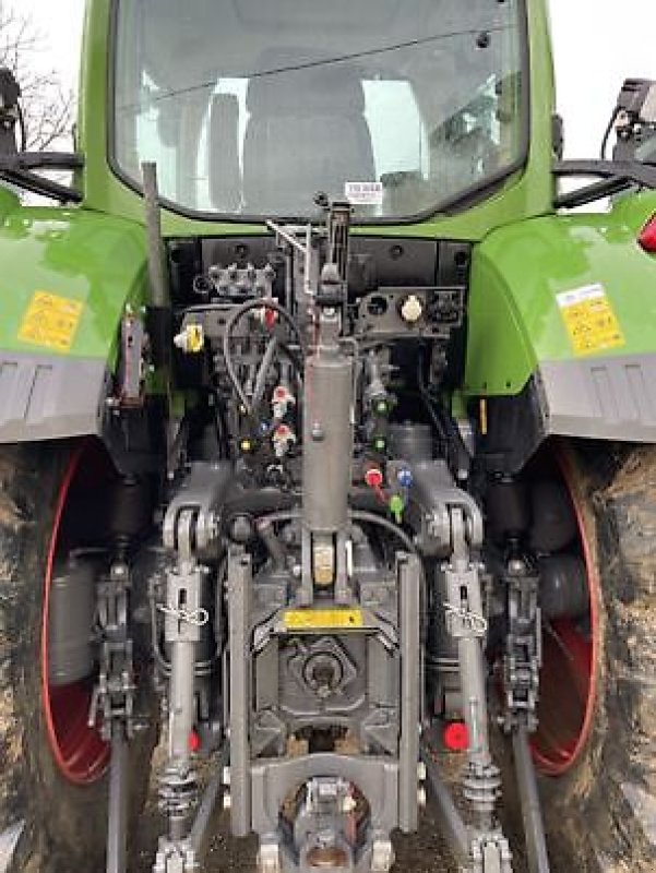 Traktor типа Fendt 728 PROFI + SETTING 2, Gebrauchtmaschine в MOISSAC (Фотография 5)