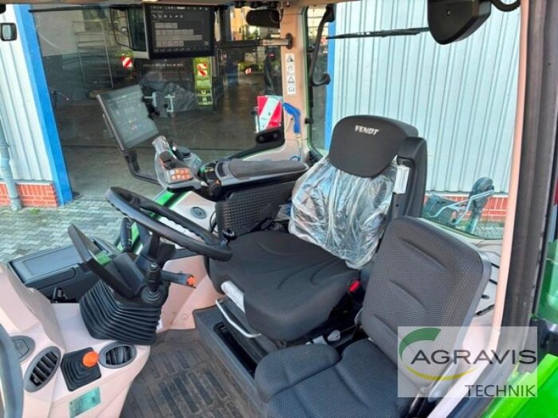 Traktor van het type Fendt 728 VARIO GEN-7 Profi+ Setting 2, Gebrauchtmaschine in Meppen (Foto 16)