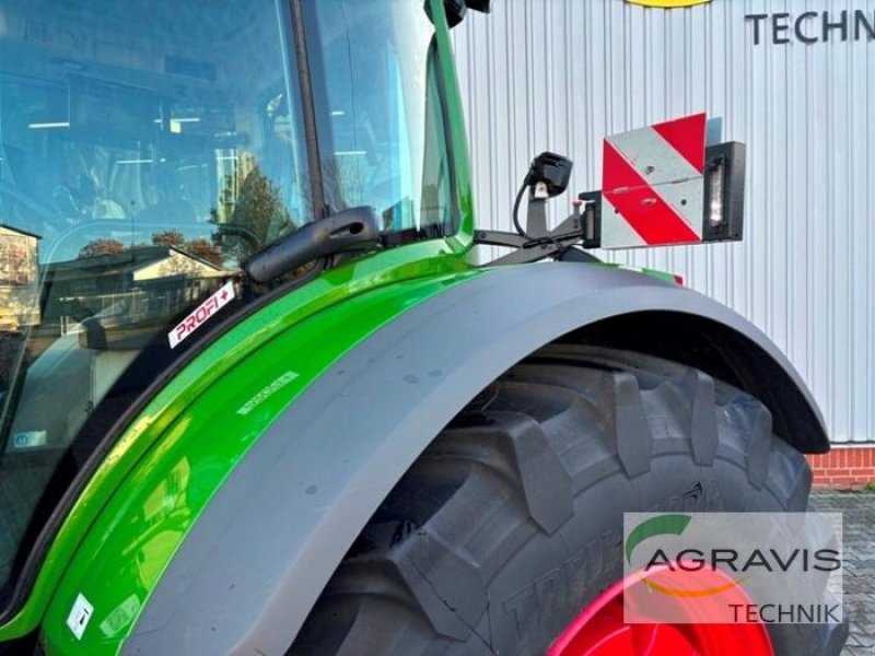 Traktor van het type Fendt 728 VARIO GEN-7 Profi+ Setting 2, Gebrauchtmaschine in Meppen (Foto 11)