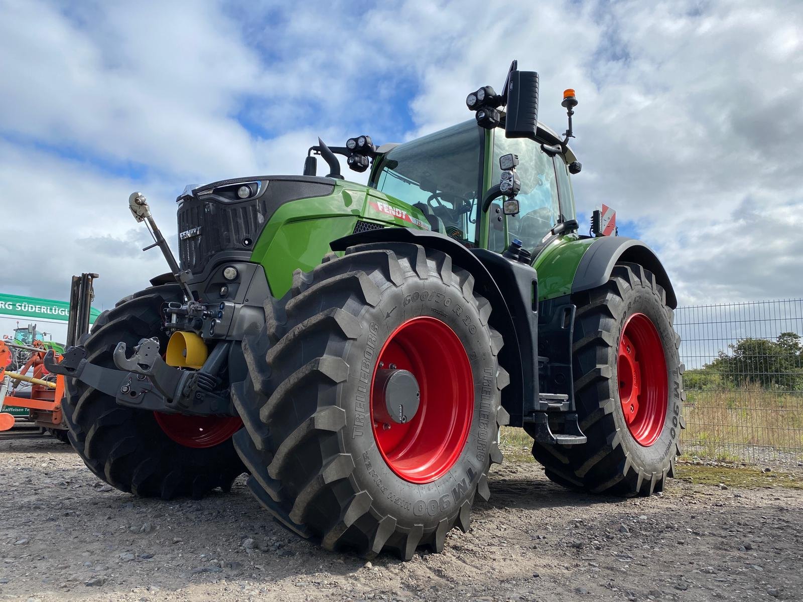 Traktor типа Fendt 728 Vario Gen7 Profi+, Gebrauchtmaschine в Wanderup (Фотография 1)