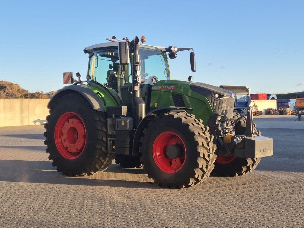 Traktor des Typs Fendt 728 Vario Gen7 Profi Plus, Gebrauchtmaschine in Hapert (Bild 2)