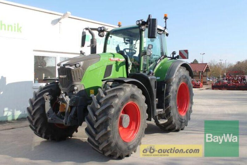Traktor des Typs Fendt 728 VARIO GEN7 PROFI PLUS, Gebrauchtmaschine in Straubing (Bild 2)