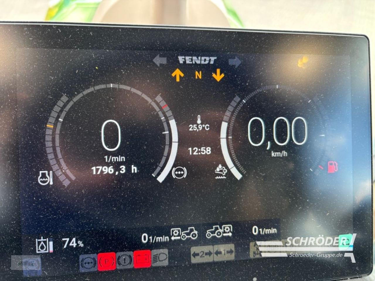 Traktor van het type Fendt 728 VARIO GEN7 PROFI PLUS, Gebrauchtmaschine in Lastrup (Foto 24)