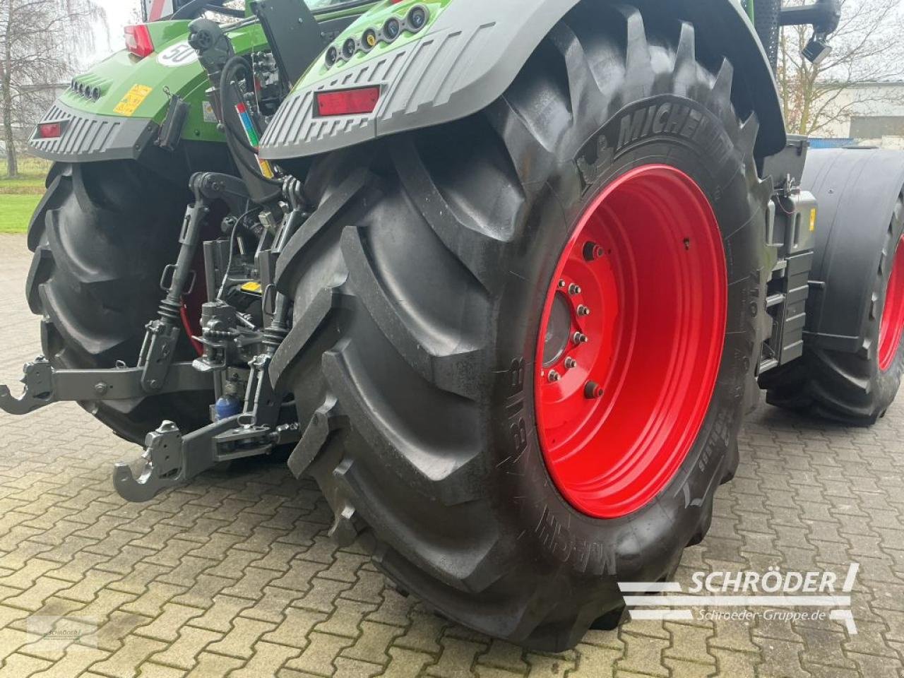 Traktor of the type Fendt 728 VARIO GEN7 PROFI PLUS, Gebrauchtmaschine in Lastrup (Picture 19)